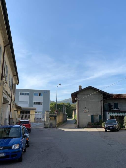 Piccolo Monolocale A Verbania Esterno foto